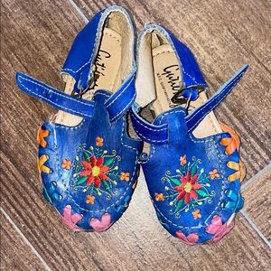 Blue Huaraches Mexican Sandals with Floral Embroidery Girls Toddler Size 7.5-8